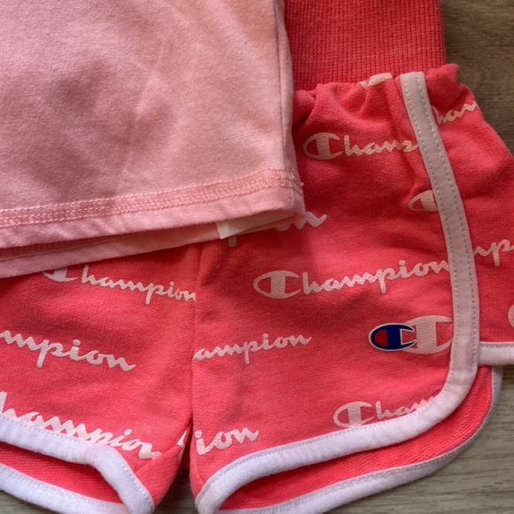 Champion Pink Outfit - Picture 2 of 5
